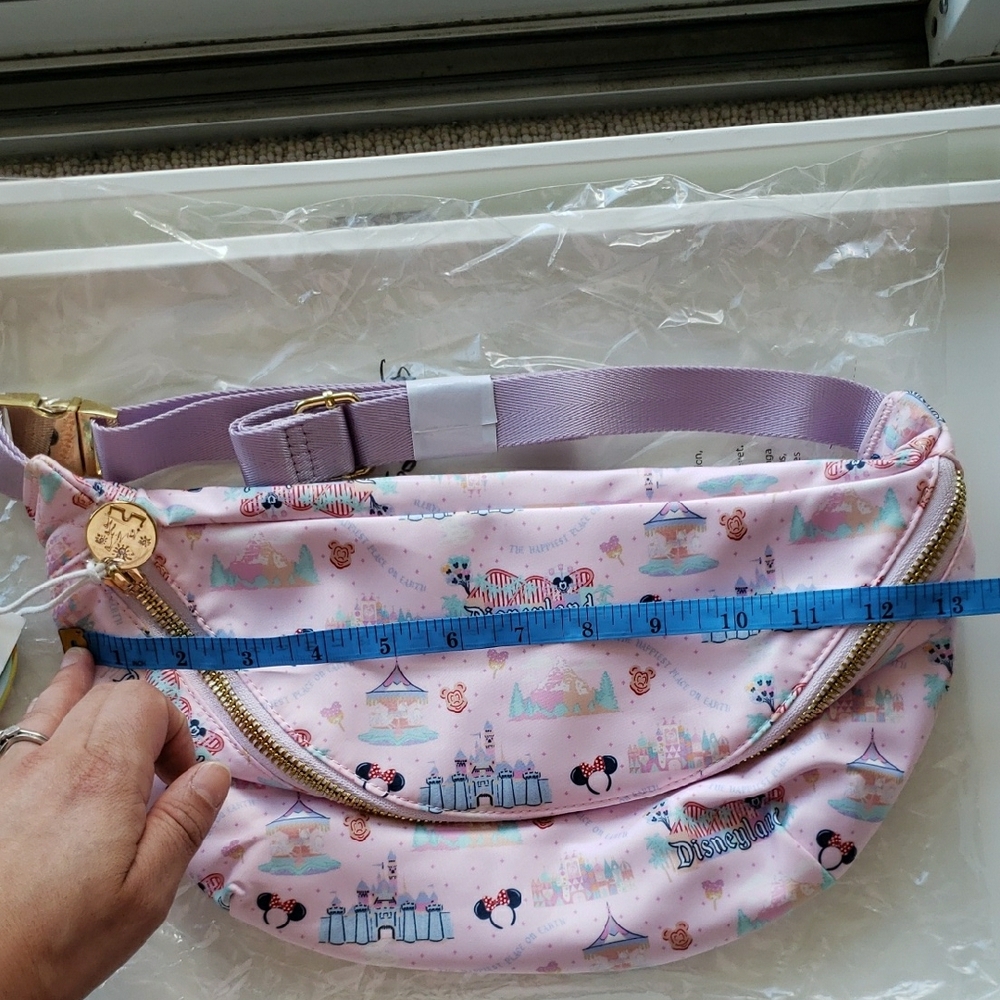 NWT Stoney Clover Lane X Disney Parks Jumbo Fanny Disneyland - Picture 11 of 12
